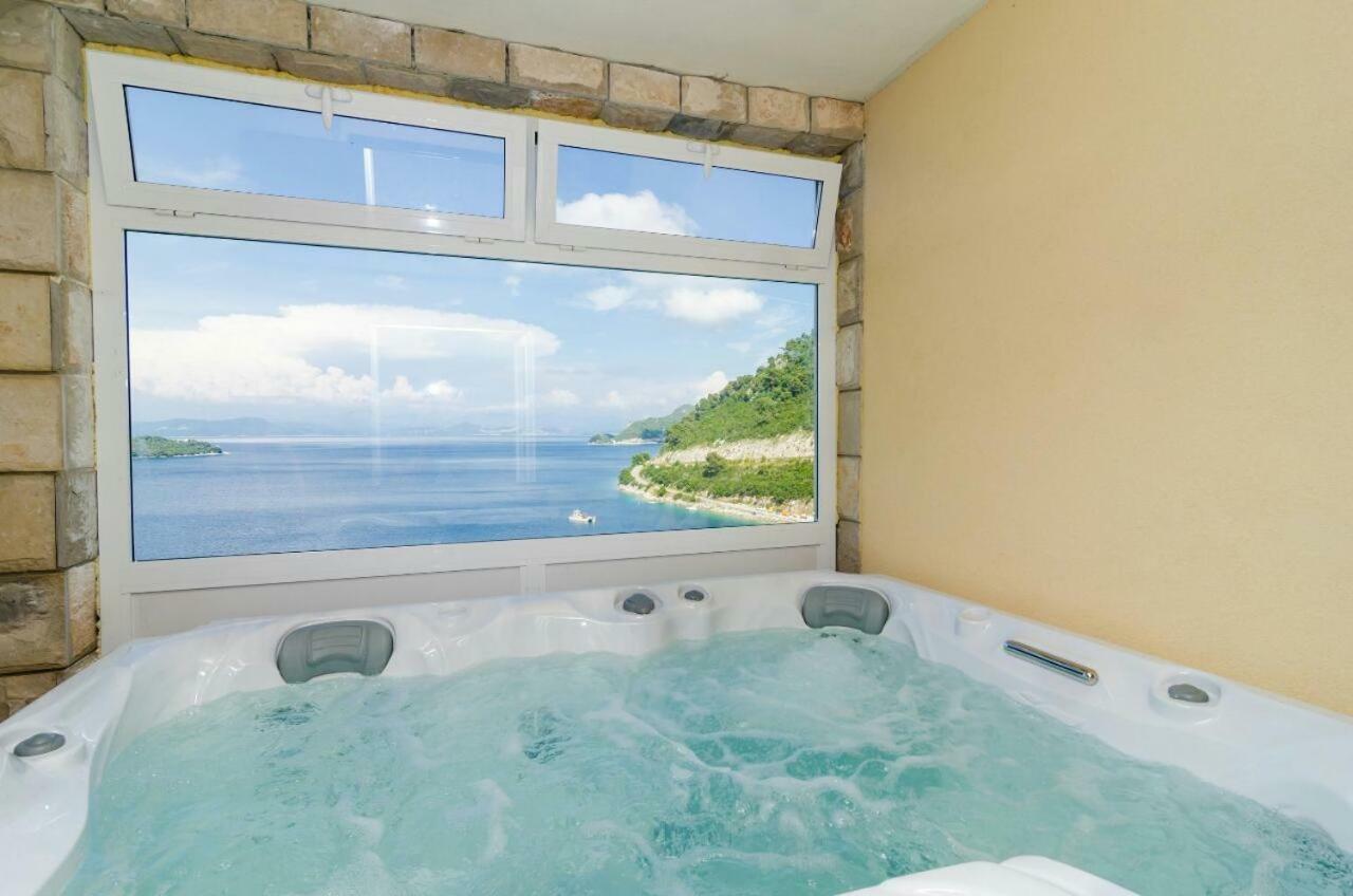 Adriatic - Apartment With Jacuzzi Sobra Dış mekan fotoğraf